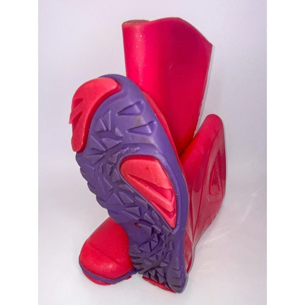 SKEEPER Size 32/1Y Black Slip-On Rain Boots w/Grip Soles Pink/Purple Rubber Boot